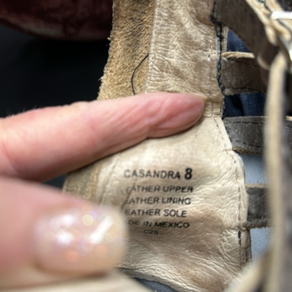 Cassandra by Freebird - Picture 5 of 5